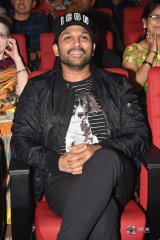 Padi Padi Leche Manasu Movie Pre Release Event